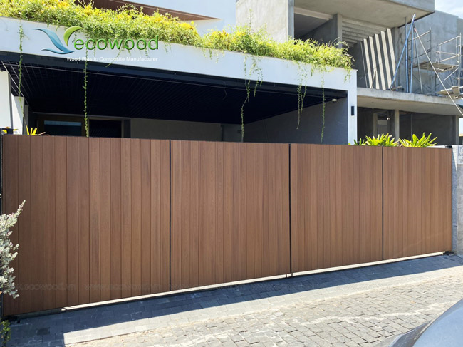 Cổng gỗ nhựa Ecowood